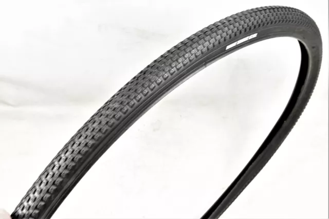 VEE GRAVEL TYRES XCX 700c x 33mm Tubeless Ready 445g each New