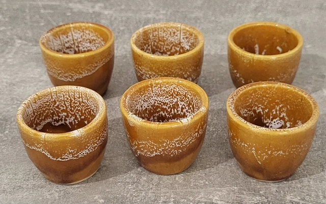 Lot De 83 Godets Coquilles à Escargot - Grès Vernissé Marron