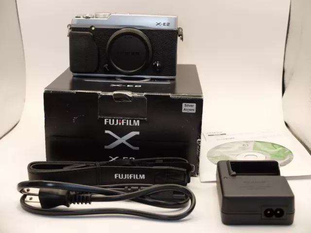 Fujifilm X Series X-E2 16.3MP Digital Camera Silver Body Box Charger NEAR MINT