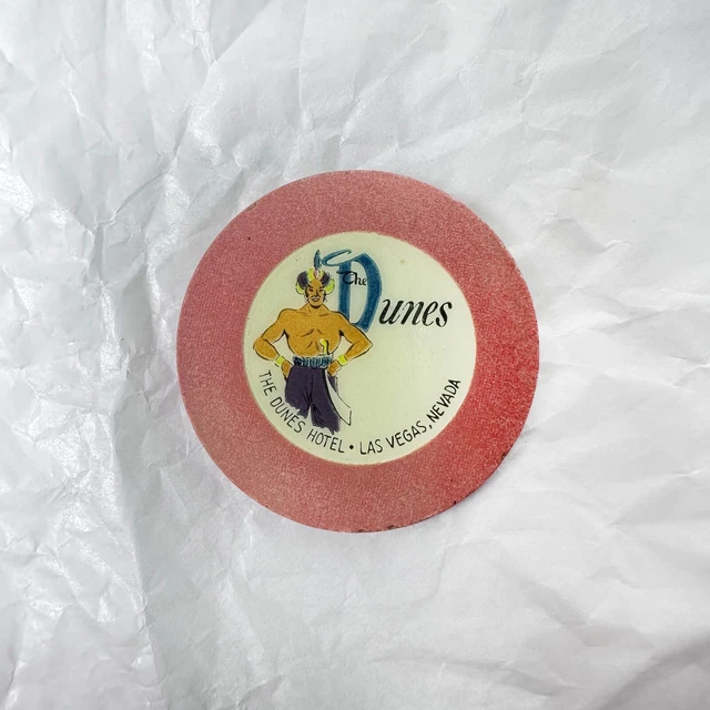 The Dunes Hotel Las Vegas Salmon Pink Sultan Poker Roulette Chip VTG 1950s (b) The Dunes Hotel Las Vegas Salmon Pink Sultan Poker Roulette Chip VTG 1950s (b)