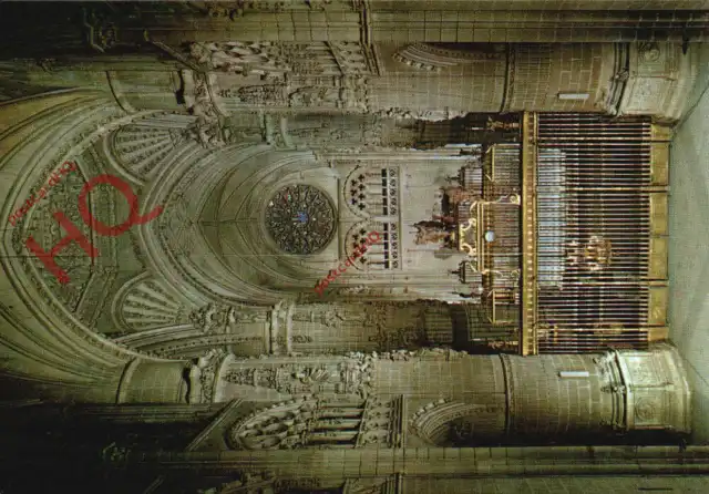 Picture Postcard>>Burgos, Catedral, Vista General De La Nave Transversal