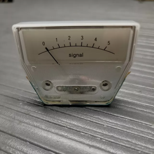 Technics ST-8600 Tuner Signal Meter