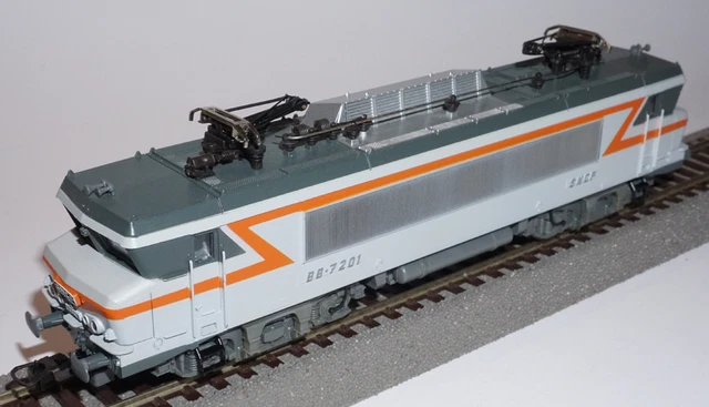 Locomotive BB9292 Capitole ROCO HO - Modélisme