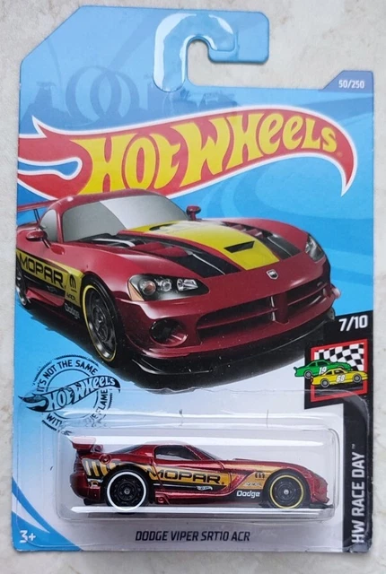 1:64 Hot Wheels Dodge Viper SRT10 ACR Long Card