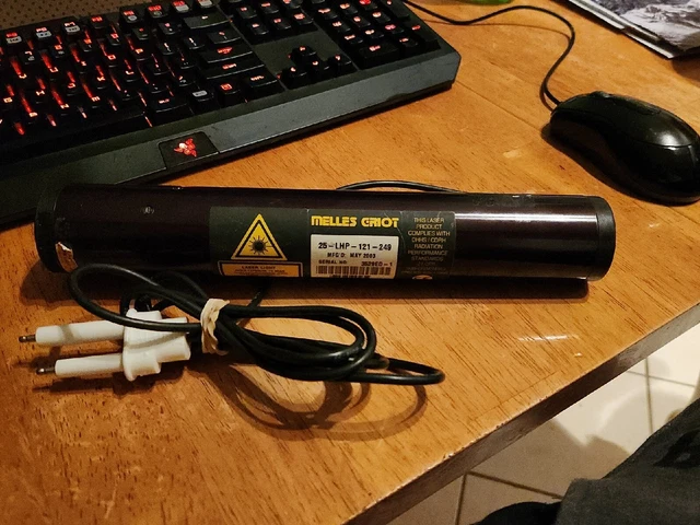 Melles Griot HeNe 25-LHP-121-249 632.8NM 5w Maximum Laser
