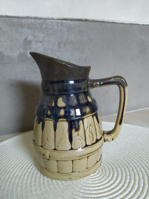 Pichet DENBAC En grès flammé vernissé Art Nouveau signé