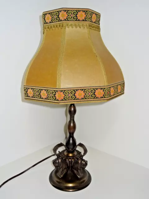 hochwertige Stehlampe Schirmlampe Tischlampe aus Bronze "3 Bären" Brokatschirm