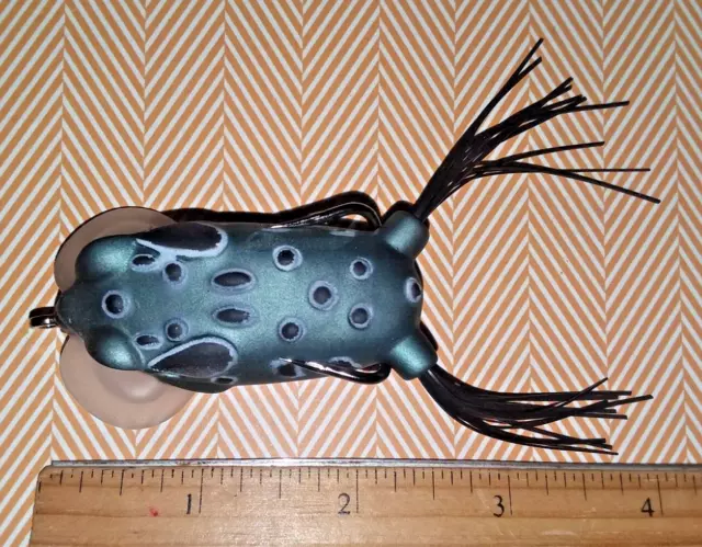 Color #2DF DARKFROG TOP WATER SUPERFROG  ONE PIECE JITTERBUG STYLE MOLDED IN LIP