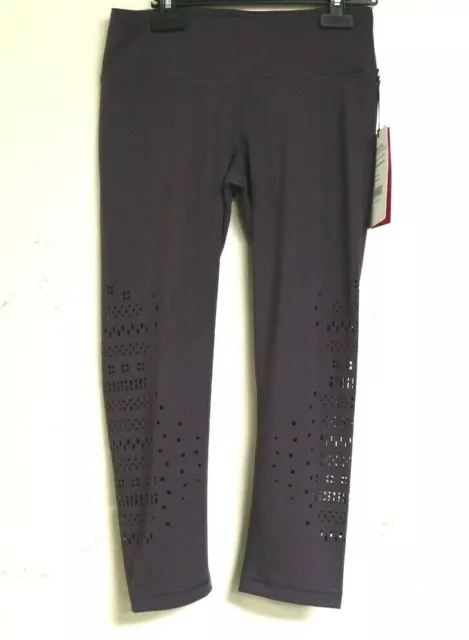 Yogalicious YOGA-LIC-IOUS black laser cut capri length leggings