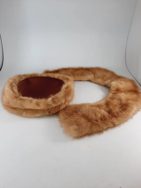 Vintage Women's Genuine Mink Fur hat and Stole Collar Wrap