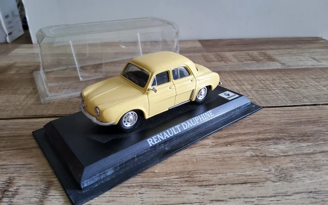 Renault Dauphine 1961 Vert 1-43 Modèles Ixo