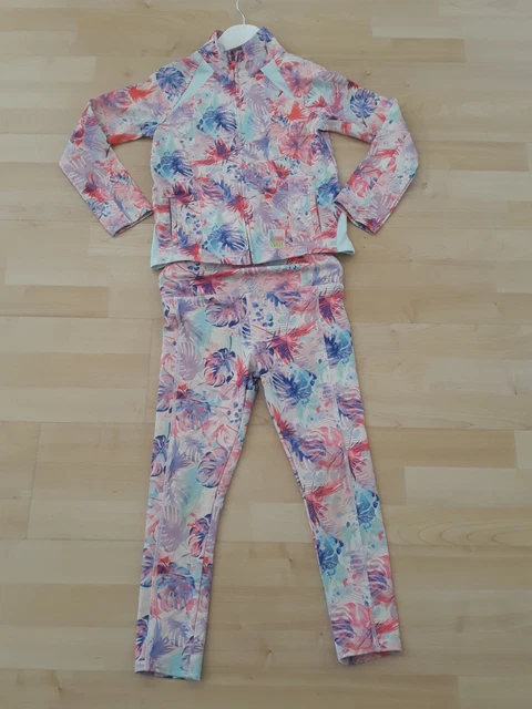Top e leggings abbigliamento sportivo per ragazze età 8