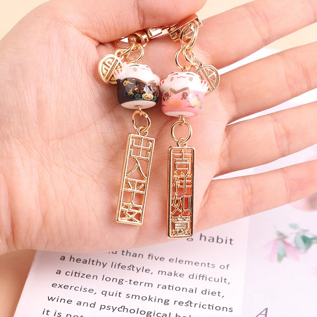 New Maneki Neko Cute Ceramics Lucky Cat Keychain Car Bag Pendent Accessorie GAIR