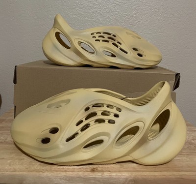 Yeezy Foam Runner Sand 2022 FOR SALE! - PicClick