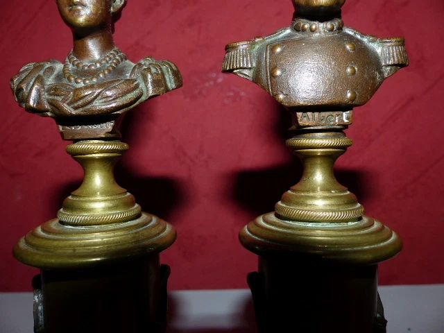 Paire de bustes en bronze du couple Royale (Elisabeth & Albert ) de Belgique 10