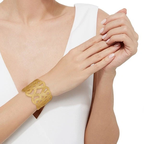 Gold Dotted Band Spiral Infinity Open Style Bangle Bracelet For Special Wedding 2