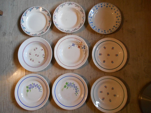 Petites Assiettes Plates Vintage Mint Arcopal France Esso