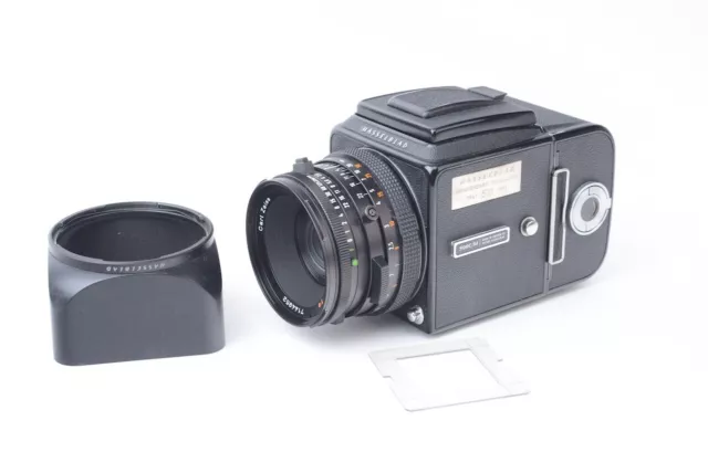 Appareil photo Hasselblad 500 C/M 50 Anniversary 500 classic. Planar T* 80mm CF