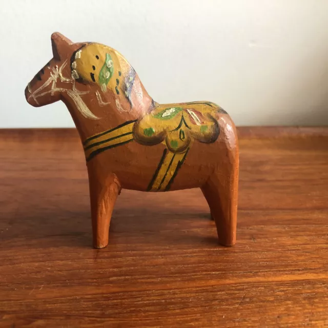 Small 7.5cm Akta Dalahemslojd Swedish Dala Horse Erik Pell Nils Olsson orange