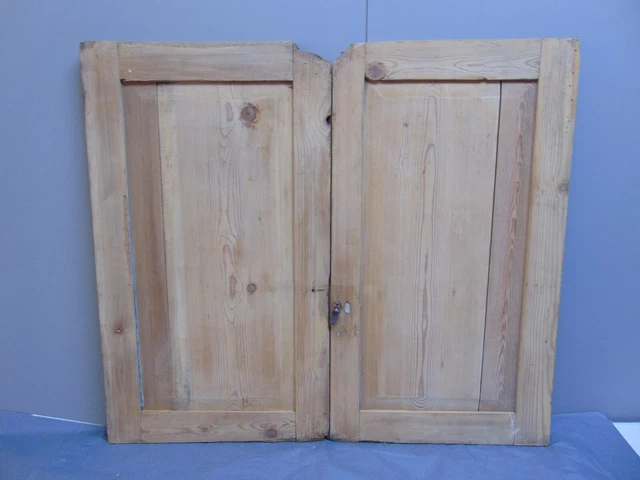 Pair Pine Victorian Alcove Cupboard Doors ref 108D 5