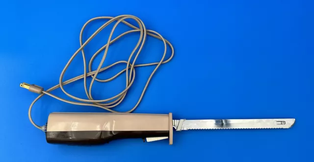 Vintage General Electric Electric Slicing/Carving Knife D1EK 20/30/40 Two  Blades