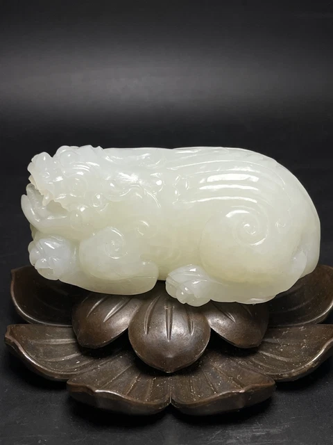 Chinese Exquisite Handmade Brave Troops carving Hetian Jade Statue