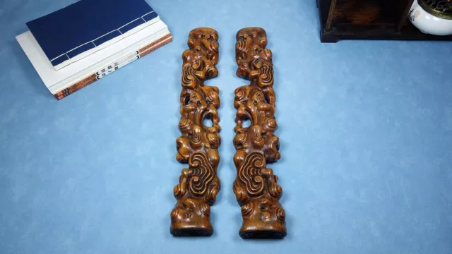 Chinese Natural Rosewood Hand-carved Exquisite Paper Weight 1078