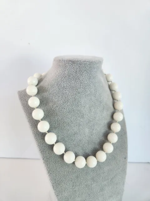 Truly Vintage Off White Lucite Plastic Hand-knotted Bead Choker Necklace 50s 60s