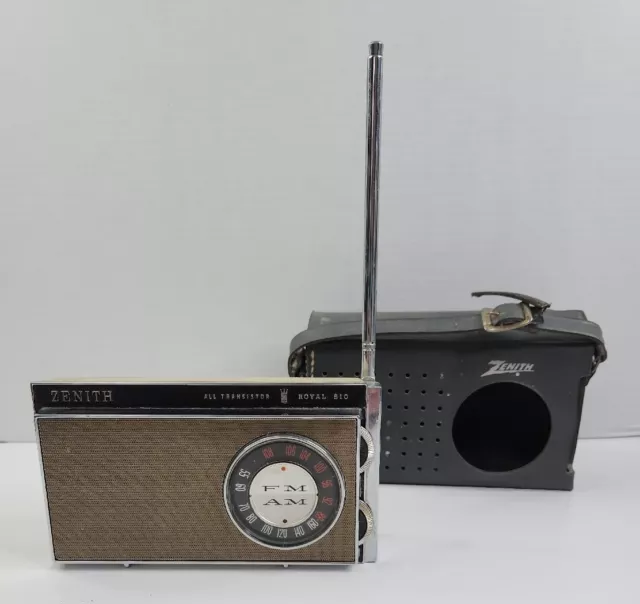 Vintage Zenith Royal 810 All Transistor Radio AM/FM Radio Made in USA Works Case