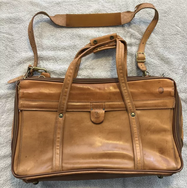 Sold at Auction: HARTMANN LUGGAGE BELTING LEATHER 747 TRAVEL CARRY BAG