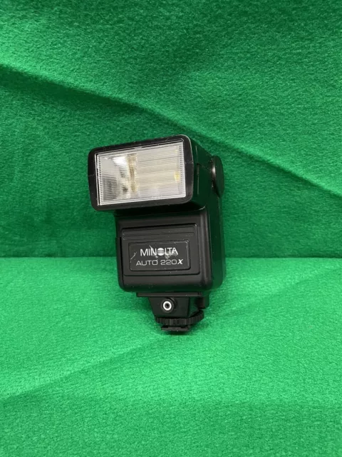 Konica Minolta Auto Electroflash 220x Shoe Mount Flash ISO Monitor