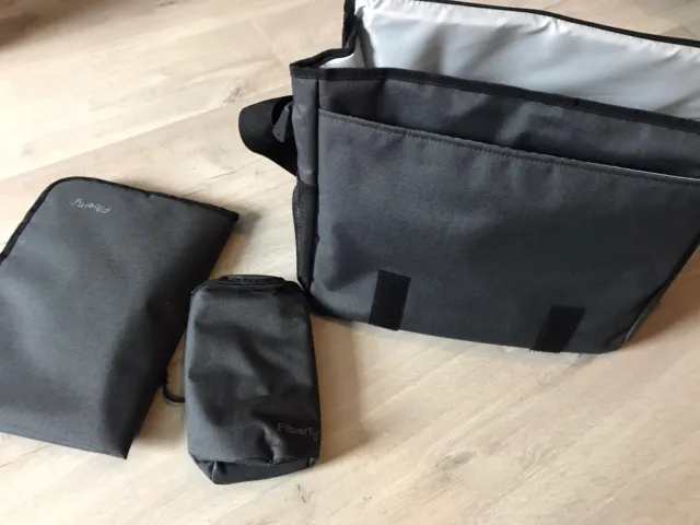 New Filberry Messenger DIAPER BAG for DADS & MOMS to share baby care! 2