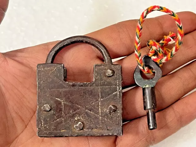 Selten Alt Vintage Handgeschmiedet Rustikal Eisen Tricky Versteckte Loch System