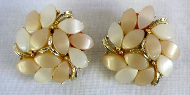 Vtg Signed Pair of Kramer Lucite EARRINGS White and Tan Clip On Gold Tone