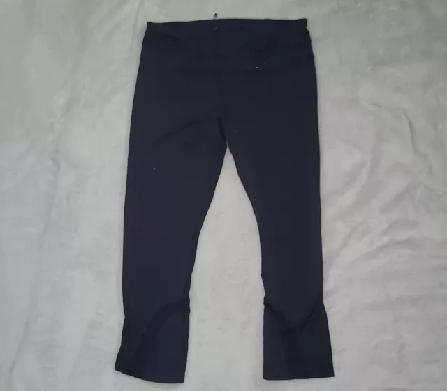 Women's Lululemon Black Crop Capri Leggings Size 8