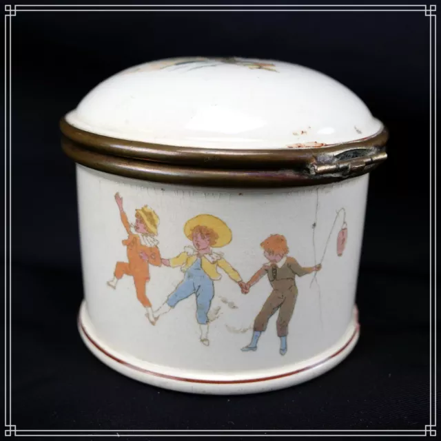 Superbe Boite En Faïence De Sarreguemines Enfant Fromont Richard C
