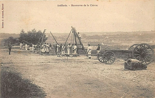 Postcard Military - France - Artillery - Operating The Hoist