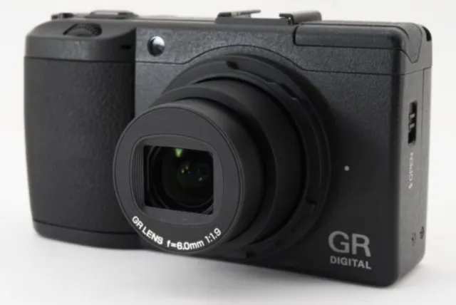 RICOH Digital Camera GR III Black GR DIGITAL 3 W/ Battery Charger Fast Shipping 2