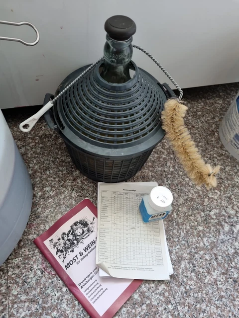 Weinballon mit Zubehör 5l, Gärballon, Weinflasche, Gärungsflasche