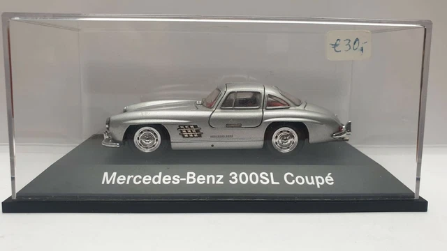 Schuco Mercedes Benz 300 SL Coupe Gullwing  opening doors siklver 1:43 OVP MIB