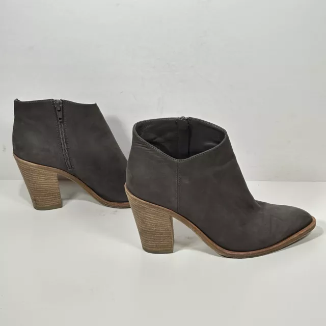 Vince Easton Nubuck Leather Ankle Bootie Womens 8.5 M Shale Gray Stacked Heel 3