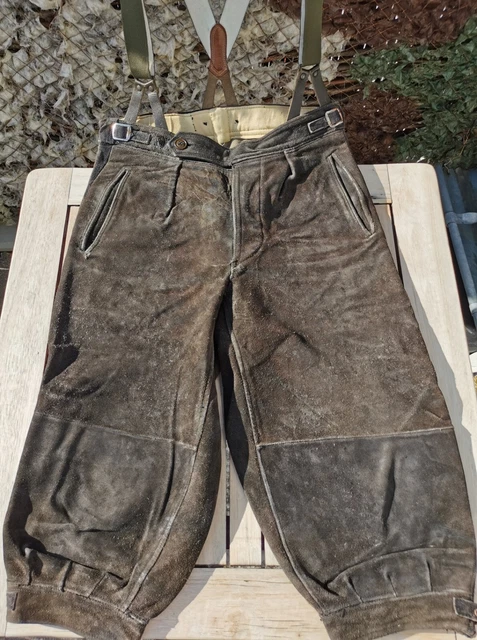 Uralte, speckige, 3/4 Kniebund Lederhose fürs Oktoberfest in Gr. M, Antik, Used. 2