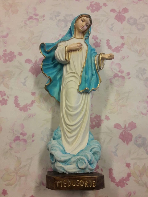 Statue déesse hindou en résine ton gris H.156 cm