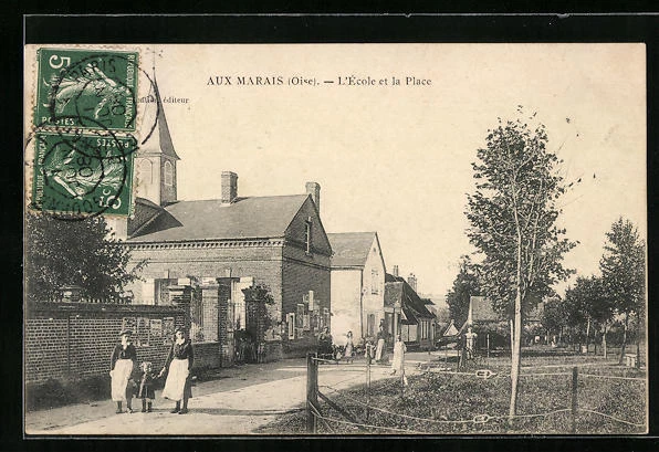 CPA Aux Marais, L´Ecole et la Place 1908