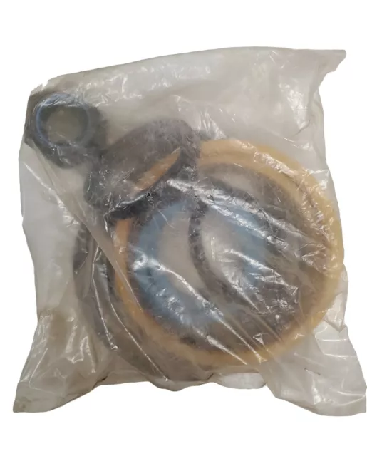 Grove Manitowoc Seal kit - Natl 122743