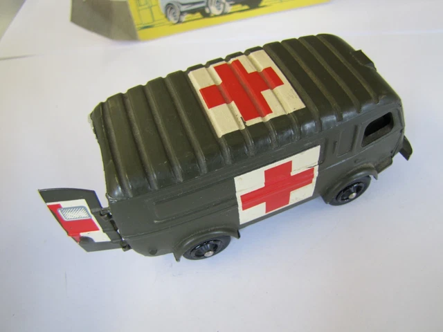 Le Renault 1000 kg Boucherie en miniature CIJ réédité par Norev au 1/45e
