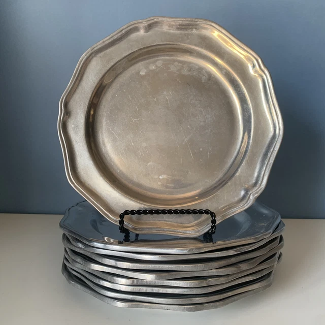 Set of 9 Vintage Wilton Pewter Armetale QUEEN ANNE Luncheon Salad Plates 9" Set of 9 Vintage Wilton Pewter Armetale QUEEN ANNE Luncheon Salad Plates 9"