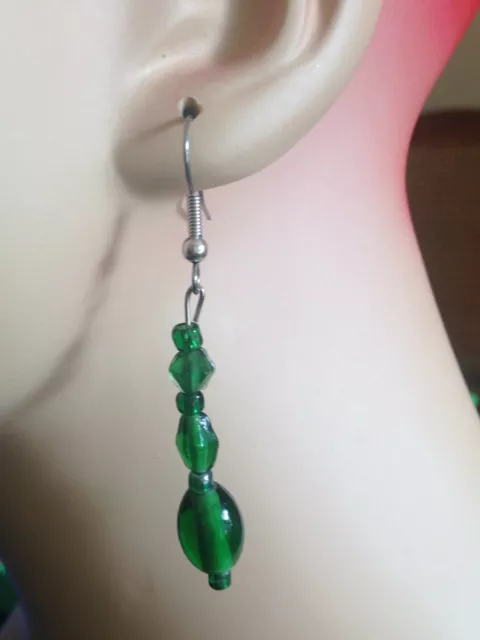 Nice Vintage Drop Earrings In Emerald Green Glass