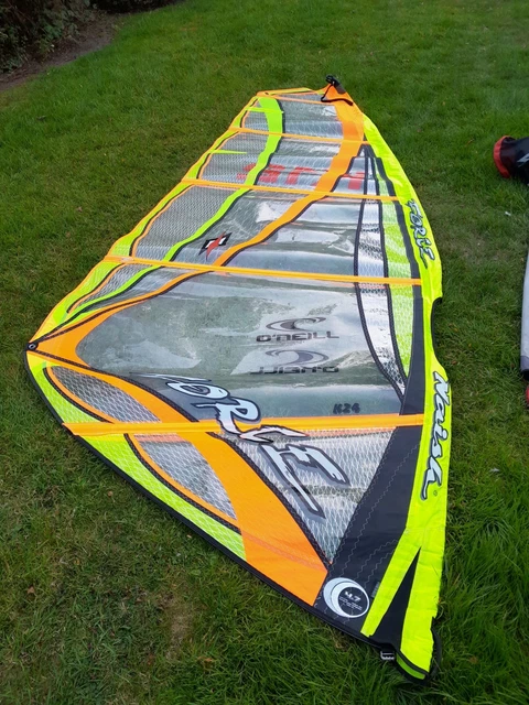 NAISH FORCE 4.7 Naish S26 Force 4 Windsurfing Sail - Blue 4.2 AND 4.7