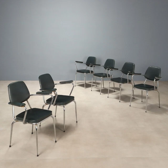 Lot Vintage 4 Chaises + 1 Tabouret Années 60/70 – Chrome Et Skaï Orange